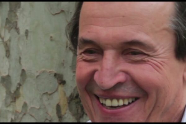 Happyview*96: Claude Pinault - Le syndrôme du bocal