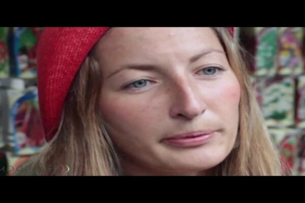 Happyview*97: Marie Deschamps - Le club des optimistes